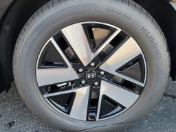 Hyundai IONIQ 9 SEL AWD 2026