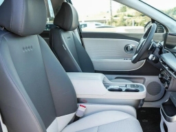 Hyundai IONIQ 9 SEL AWD 2026