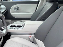 Hyundai IONIQ 9 SEL AWD 2026