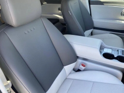 Hyundai IONIQ 9 SEL AWD 2026