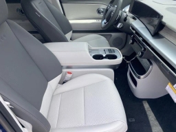 Hyundai IONIQ 9 SEL AWD 2026