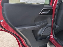 Mitsubishi Outlander ES FWD 2025