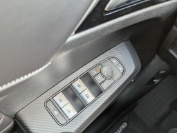 Mitsubishi Outlander SEL FWD 2025