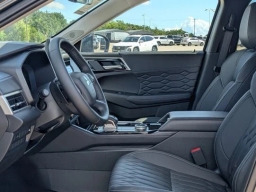 Mitsubishi Outlander SEL FWD 2025