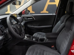 Mitsubishi Outlander Plug-In Hybrid SE S-AWC 2025