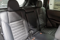 Mitsubishi Outlander Plug-In Hybrid SE S-AWC 2025