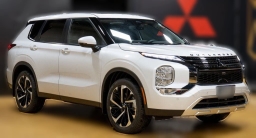 Mitsubishi Outlander Plug-In Hybrid SE S-AWC 2025