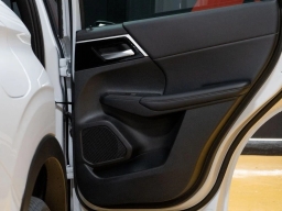 Mitsubishi Outlander Plug-In Hybrid SE S-AWC 2025