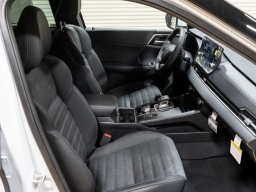 Mitsubishi Outlander Plug-In Hybrid SE S-AWC 2025