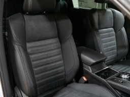 Mitsubishi Outlander Plug-In Hybrid SE S-AWC 2025