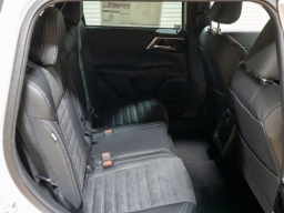 Mitsubishi Outlander Plug-In Hybrid SE S-AWC 2025