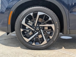 Mitsubishi Outlander Plug-In Hybrid SE S-AWC 2025