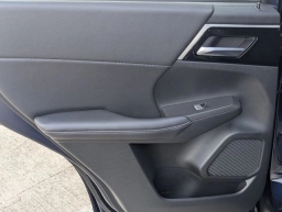 Mitsubishi Outlander Plug-In Hybrid SE S-AWC 2025