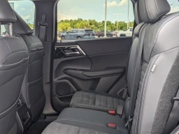 Mitsubishi Outlander Plug-In Hybrid SE S-AWC 2025