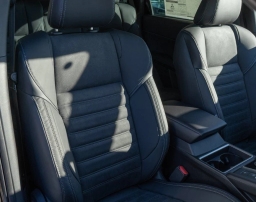 Mitsubishi Outlander Plug-In Hybrid SE S-AWC 2025