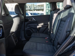 Mitsubishi Outlander Plug-In Hybrid SE S-AWC 2025