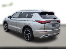 Mitsubishi Outlander Plug-In Hybrid SEL Black Edition S-AWC 2025