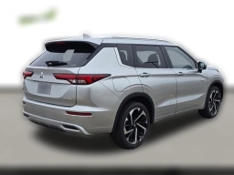 Mitsubishi Outlander Plug-In Hybrid SEL Black Edition S-AWC 2025