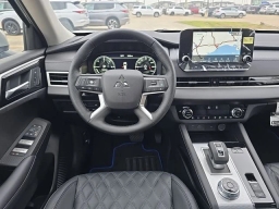 Mitsubishi Outlander Plug-In Hybrid SEL Black Edition S-AWC 2025