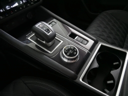 Mitsubishi Outlander Plug-In Hybrid SEL S-AWC 2025