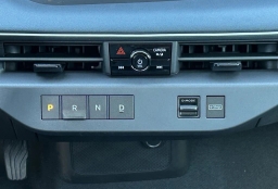 Nissan LEAF SV+ FWD 2026