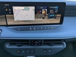 Nissan LEAF SV+ FWD 2026