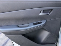 Nissan LEAF SV+ FWD 2026