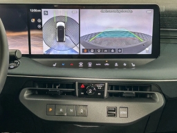 Nissan LEAF PLATINUM+ FWD 2026