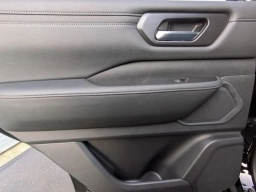 Nissan Armada SV 4x4 2026