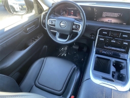 Nissan Armada SV 4x4 2026