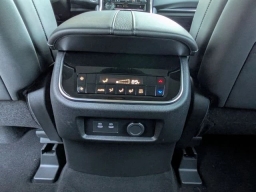 Nissan Armada SV 4x4 2026