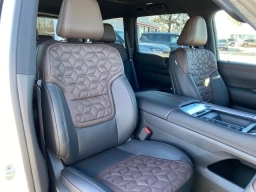 Nissan Armada Platinum Reserve 4x4 2026