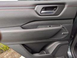 Nissan Armada PRO-4X 4x4 2026