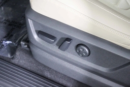 Nissan Armada Platinum 4x2 2026