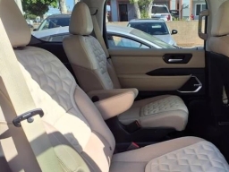 Nissan Armada Platinum 4x4 2026