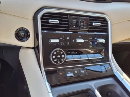 Nissan Armada Platinum 4x4 2026