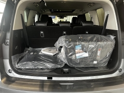 INFINITI QX80 LUXE AWD 2026