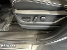 INFINITI QX80 LUXE AWD 2026