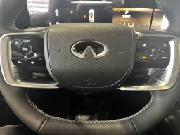INFINITI QX80 LUXE AWD 2026