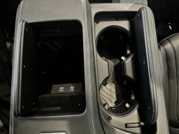 INFINITI QX80 LUXE AWD 2026