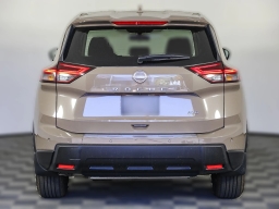 Nissan Rogue SV AWD 2025