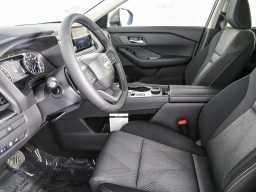 Nissan Rogue SV AWD 2025