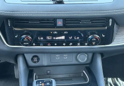 Nissan Rogue Platinum AWD 2026