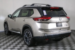 Nissan Rogue Platinum AWD 2025