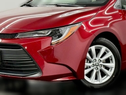 Toyota Corolla LE CVT (Natl) 2026