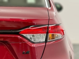 Toyota Corolla LE CVT (Natl) 2026