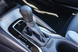 Toyota Corolla LE CVT (Natl) 2026