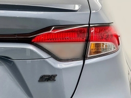 Toyota Corolla SE CVT (Natl) 2026