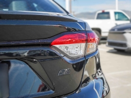 Toyota Corolla SE CVT (Natl) 2026