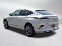 Buick Envista Avenir FWD 4dr 2025